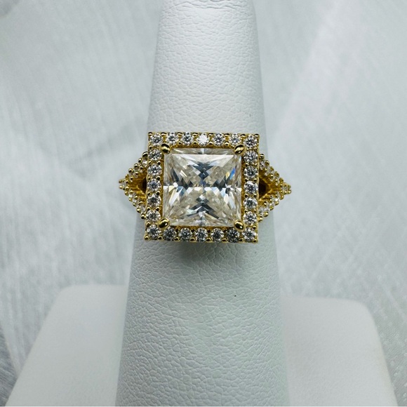 3.63 CT Moissanite Diamond Cushion Cut Pavé Halo & Band